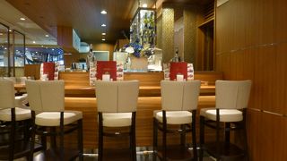 遅くまでやっているので，ありがたいです．