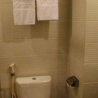 清潔なバスルーム