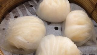 エビ入り蒸餃子が一押し。