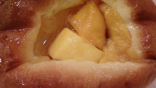 コンコース沿いのパン屋さんです。