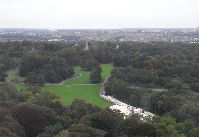 ラーケン王宮の庭園