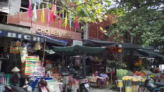 ローカル市場がいい！