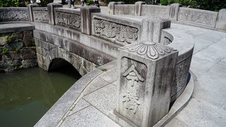 昭和天皇が皇太子の時にお渡りになるために架けれらた橋