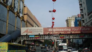 地元系総合百貨店＆スーパー？