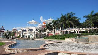 近くに宿泊しているなら…