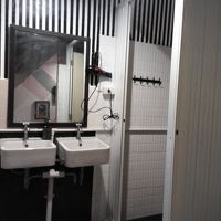 ドライヤーもあります。。