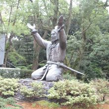 大国主大神の像です。