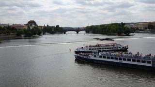 スメタナの音楽が頭に流れてきます