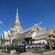 教会のようなお寺