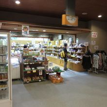 売店も充実しています