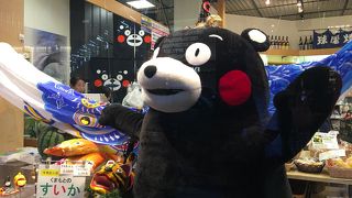 くまモンと熊本の物産品