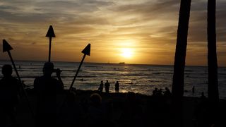 ワイキキ中心部より少し人も少なめです