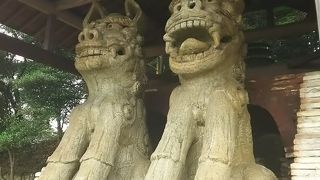 世界一大きな狛犬