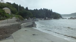 大理石海岸、遊歩道は通行止めでした。