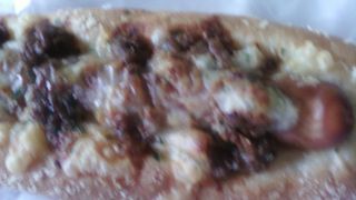 辛目のパンがおいしかったです。