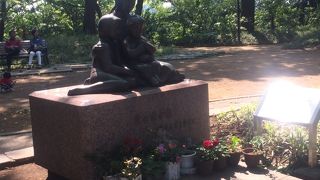 なぜかフランス山の中に。