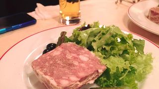 安価で本格的なフレンチビストロ