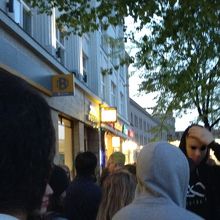 長蛇の列（涙）