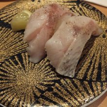 ノドグロ　白身魚なのに脂ノリノリ