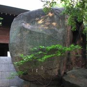 300トンの古代磐境の巨石