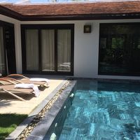 プール付きビラ