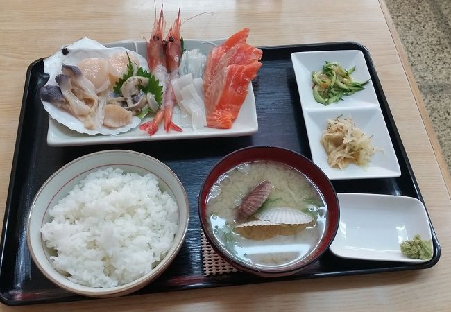 美味しい定食屋さんです。