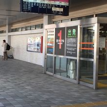 福岡空港国内線第1出発ターミナル。