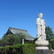 とんがらし地蔵と子安地蔵尊