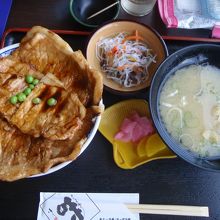 豚丼