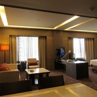 デラックススイートの客室です