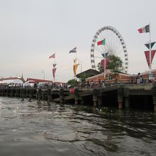 アジアティック ザ リバーフロント