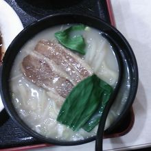 ミニ刀削麺（豚骨）