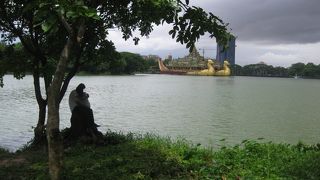 イチャイチャカップルがいた。