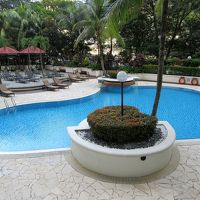 スイミングプールのエリアも、なかなか広めでしたよ