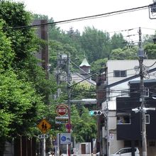 地下鉄茗荷谷駅から向かう途中からの眺め