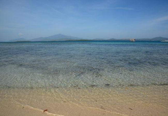 （パラワン）1島リゾートのある自然いっぱい　海も綺麗な島