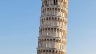 予約制　18ユーロ　ボディチェック付きだがぜひ上るとよい