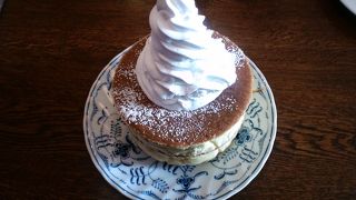 分厚いパンケーキ