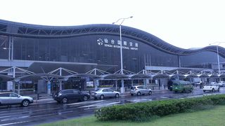 美しい空港でした。