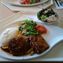 ハンバーグ＆チキン