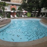 レトロアシス ホテル