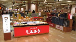 バラ売りコーナーが充実