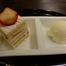 デザートもおいしかったです．