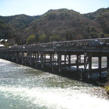 嵐山と言えば、やはりこの渡月橋でしょう。