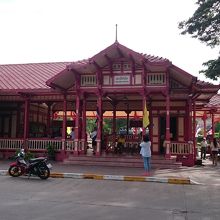 駅の入口