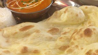 【Asiatique】ランチカレーはナンが食べ放題♪