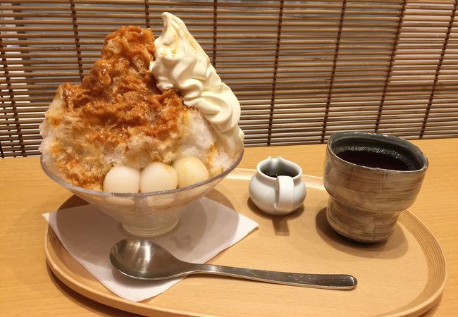 黒蜜きな粉カキ氷 & ずんだカキ氷 ♪