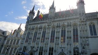 たくさんの紋章がポイントです