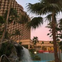 アウトリガー  夕方のプール