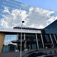 駅外からのホテル．